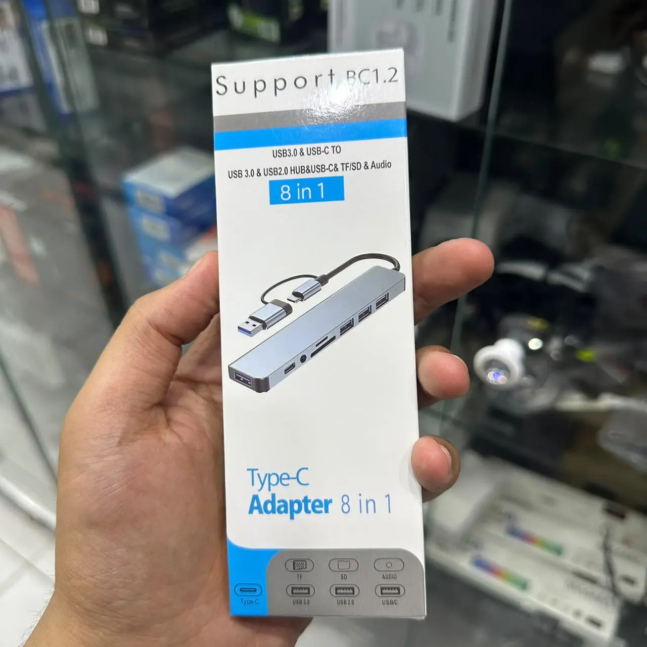HUB MULTIPORT ADAPTATEUR 8 IN 1 USB TYPE C TO 4*USB 3.0 + 1*TYPE C + 1*READER-SD-TF + 1*AUDIO